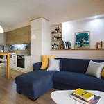 Modern, Stylish Maisonette *
