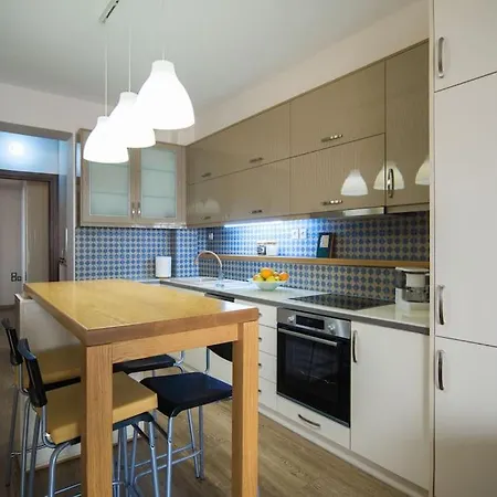 Apartment Modern, Stylish Maisonette