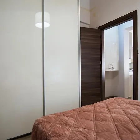 Apartman Modern, Stylish Maisonette Itéa