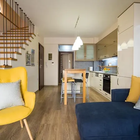 Modern, Stylish Maisonette Apartment